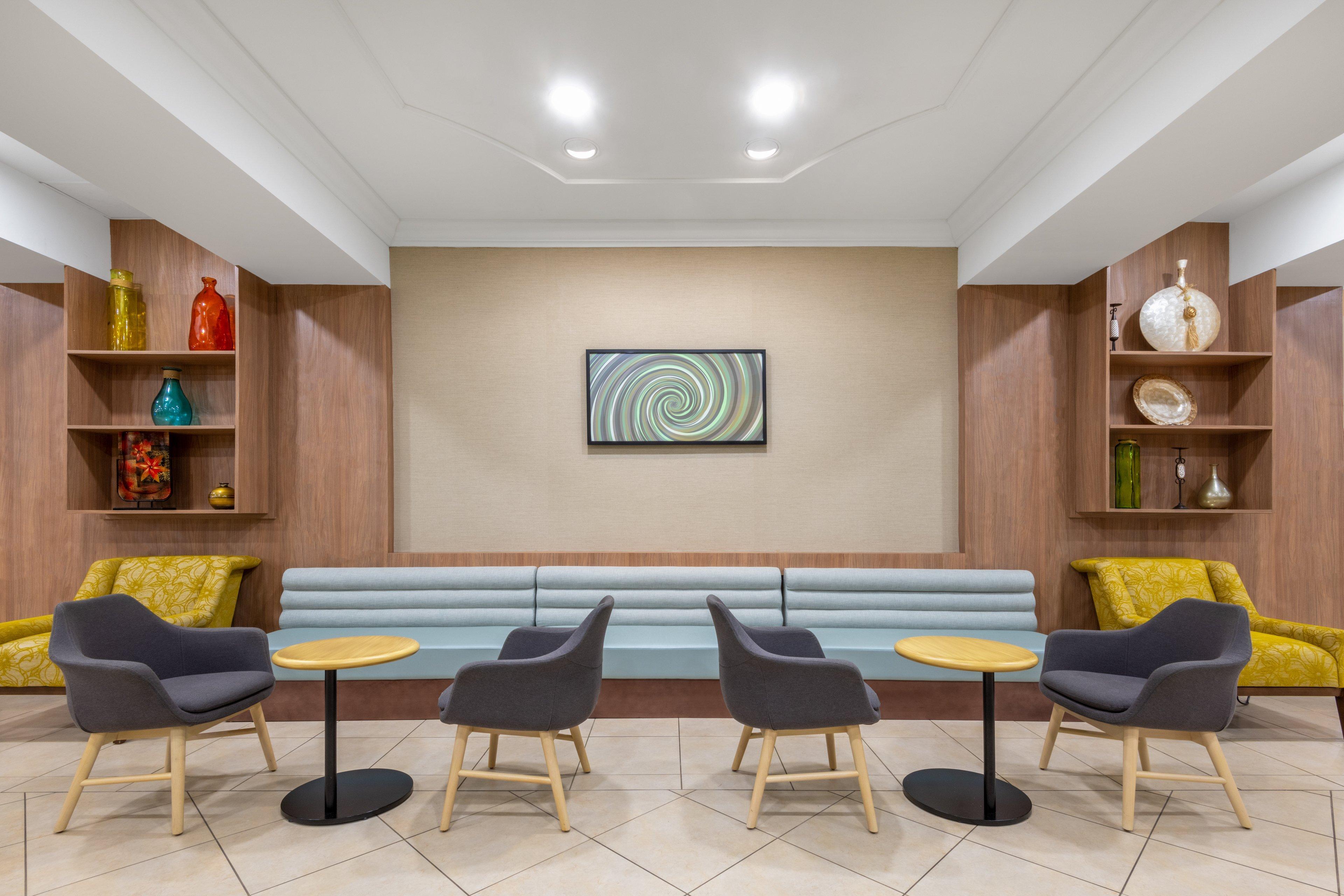 Holiday Inn & Suites Pittsfield-Berkshires By Ihg Exterior foto